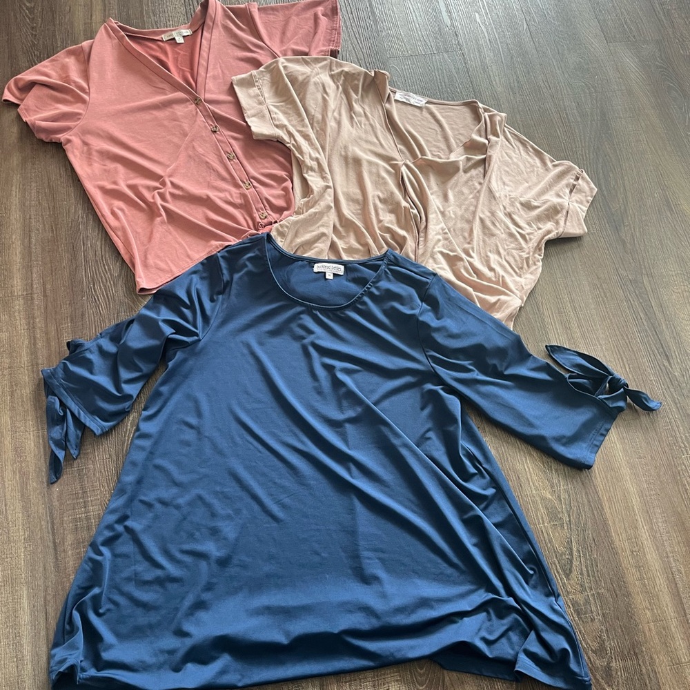 Lot of 3 medium M shirts Green Envelope, Double Zero, Buckhead Betties